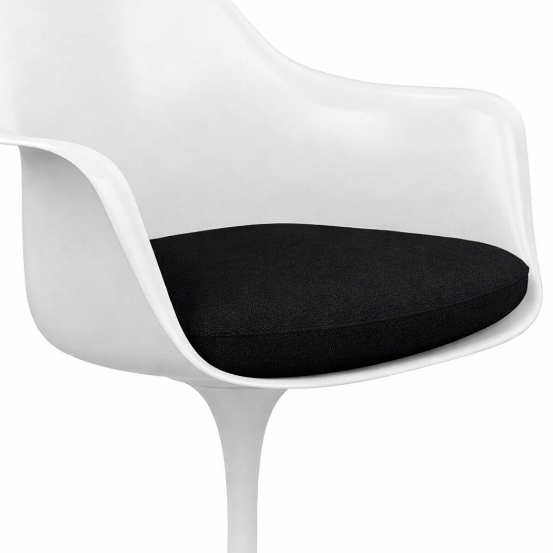 Coussin en cachemire noir pour la chaise Tulip