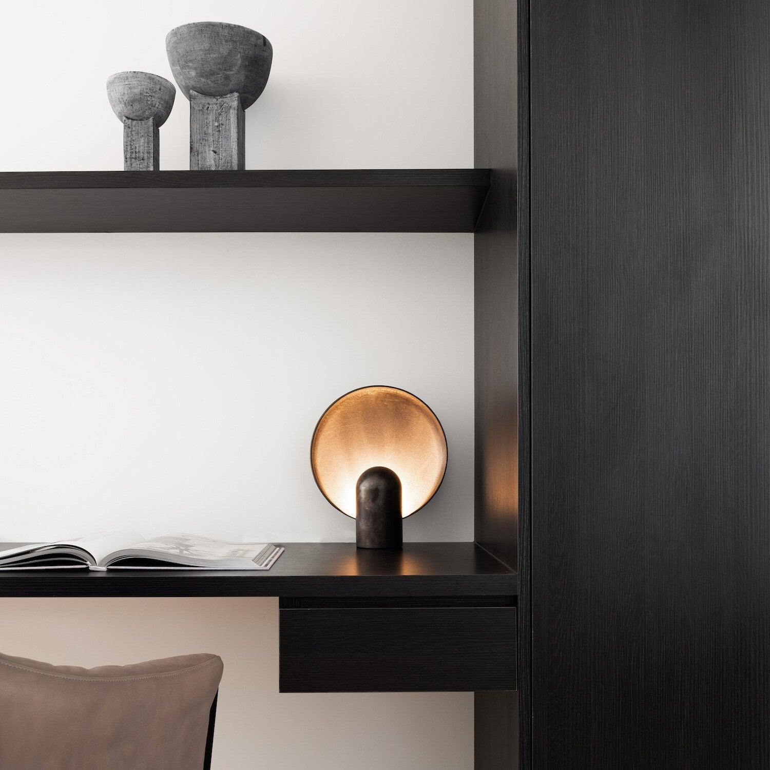 Black and Gold Modern Bedroom Lamp   Gleamy