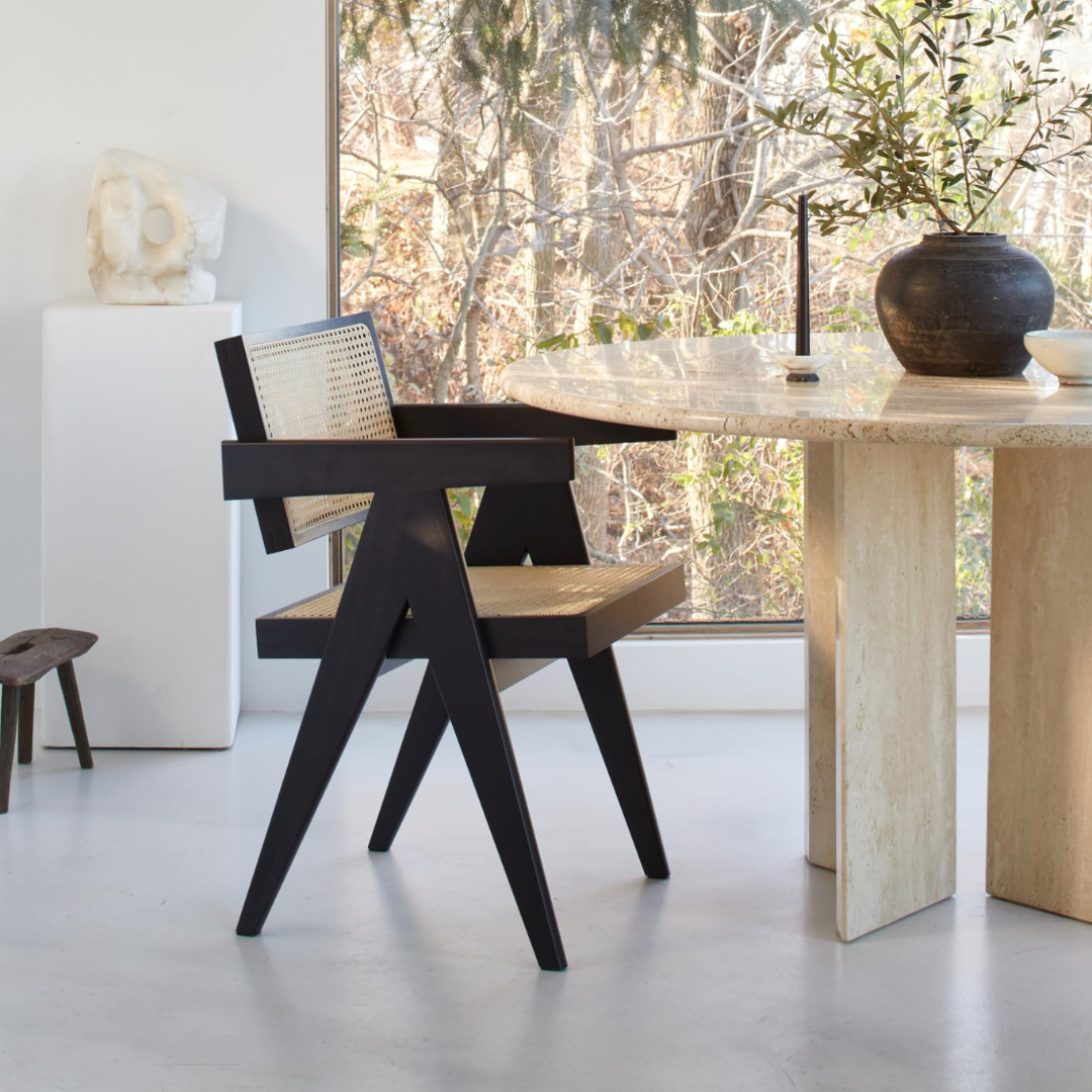 Jeanne chair with armrests - Style