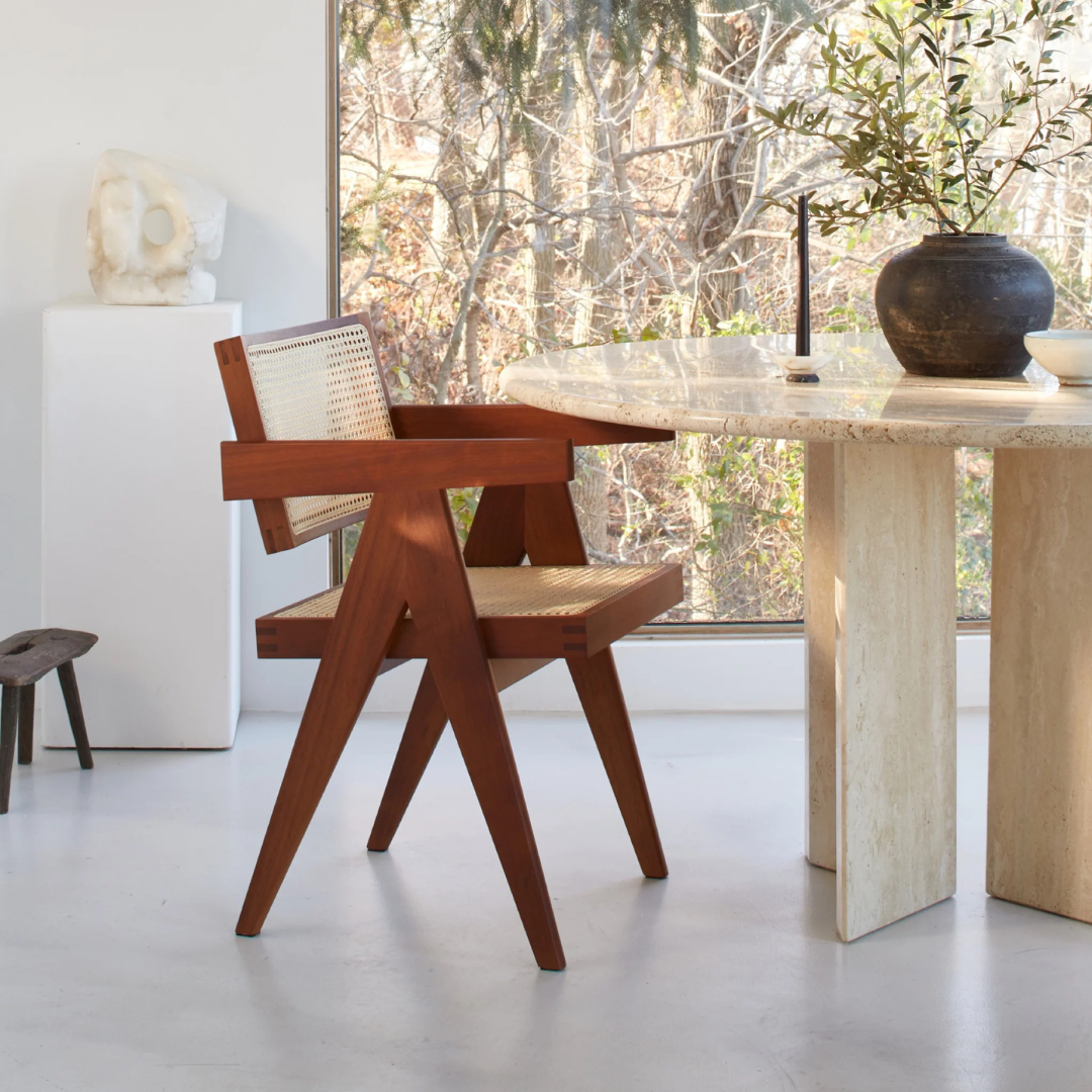 Jeanne chair with armrests - Style