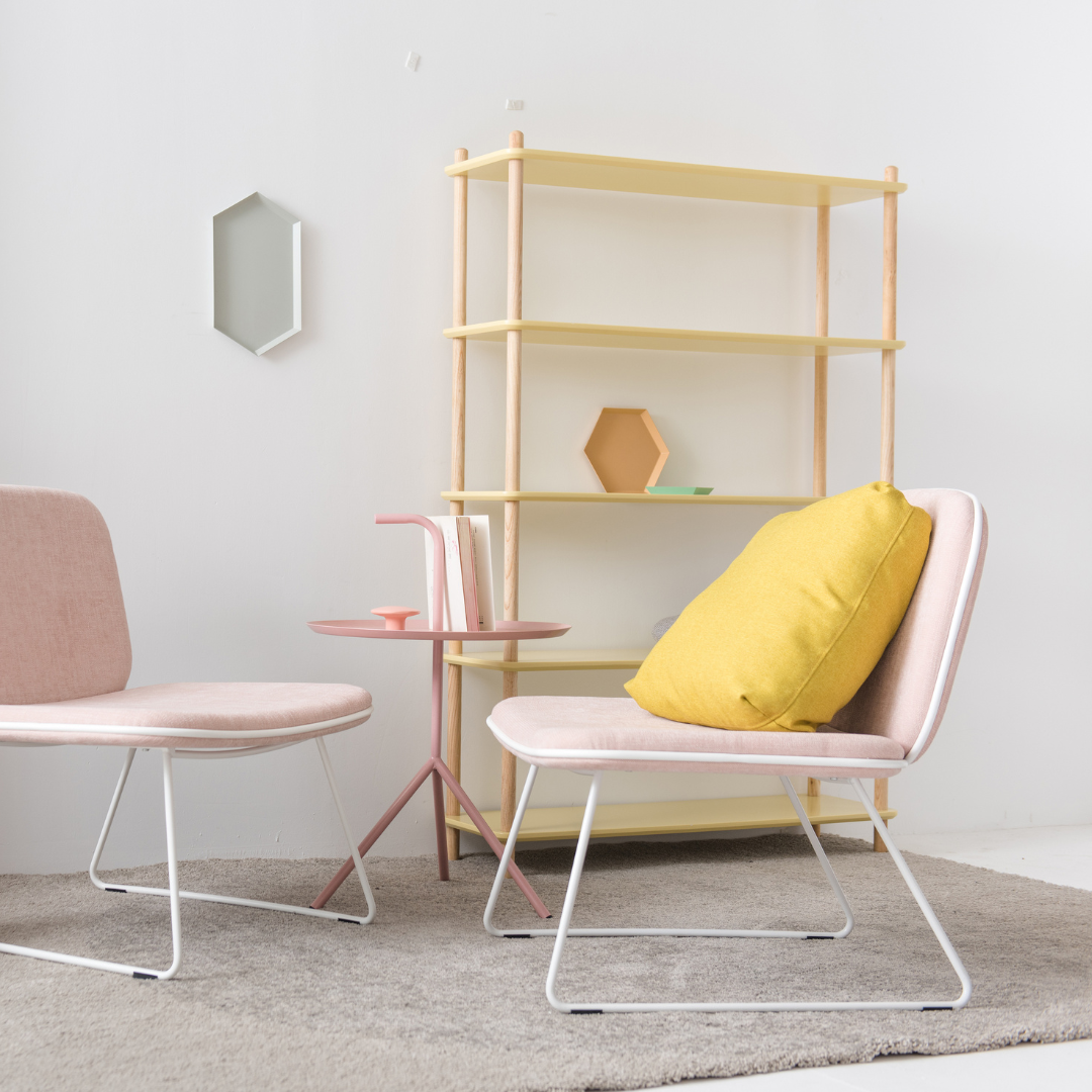 Fabric Lounge Chair - Vintro