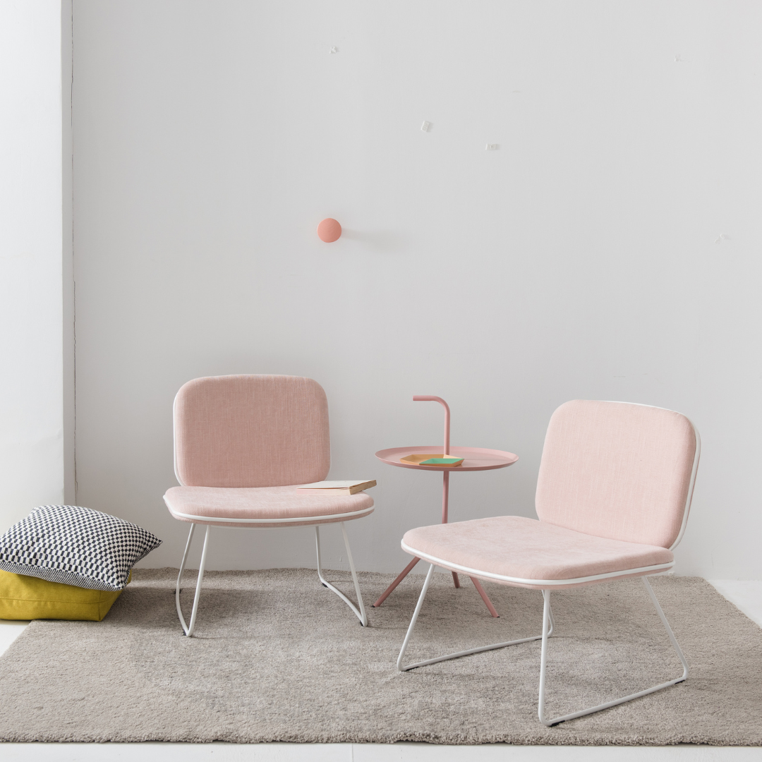 Fabric Lounge Chair - Vintro