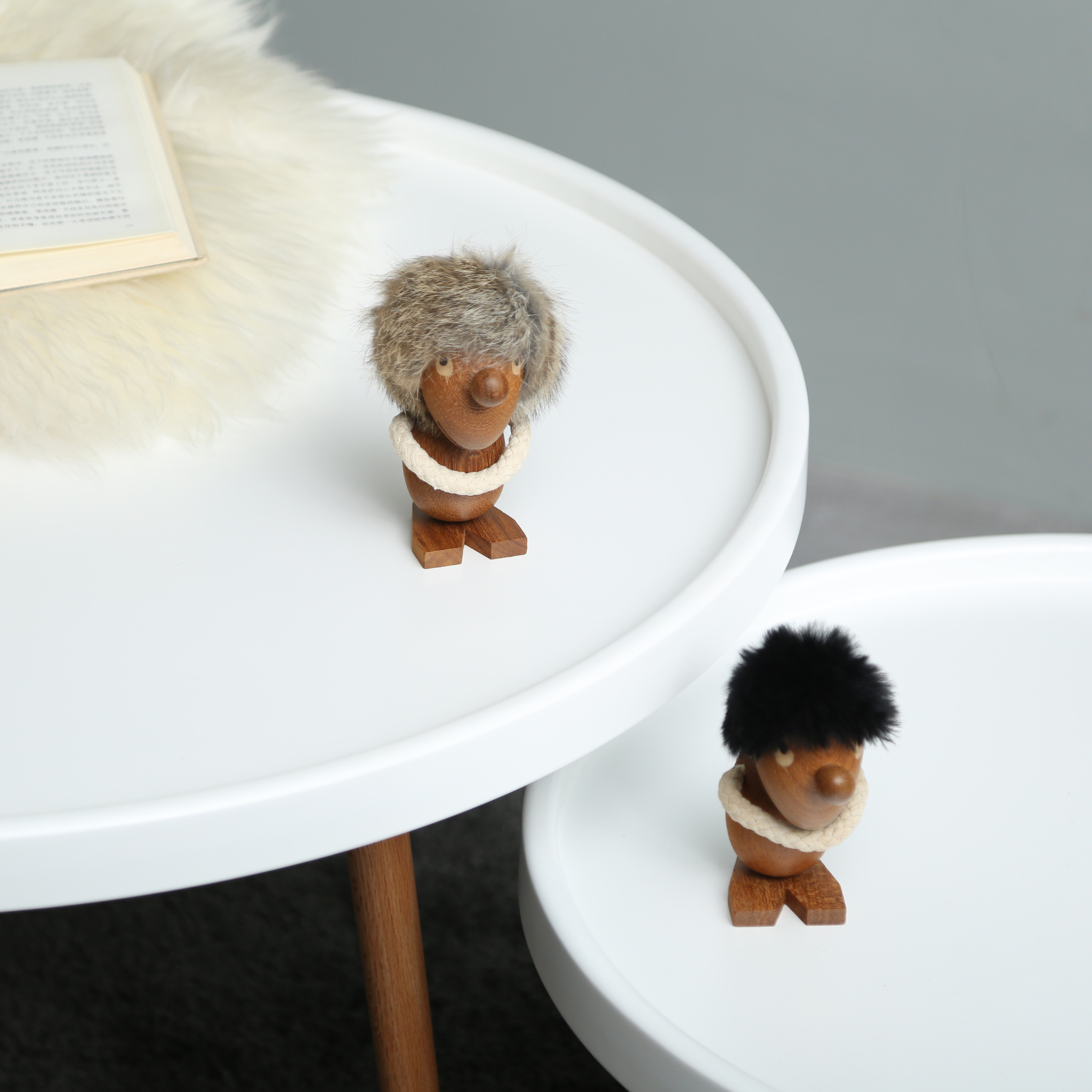 Figurines Opitmist & Pessimist inspired by Hans Bolling