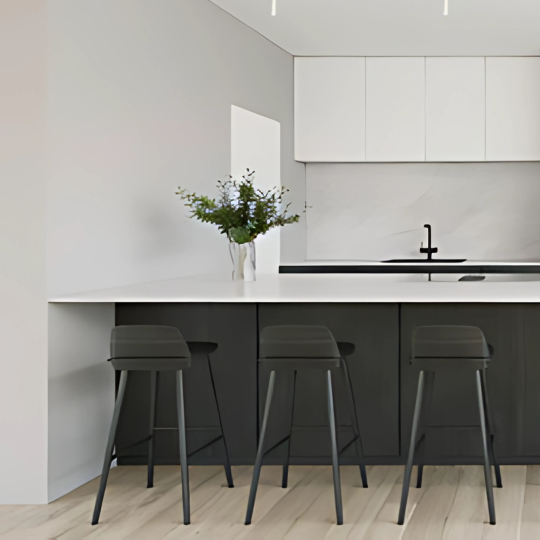 Glavo Wooden bar stool