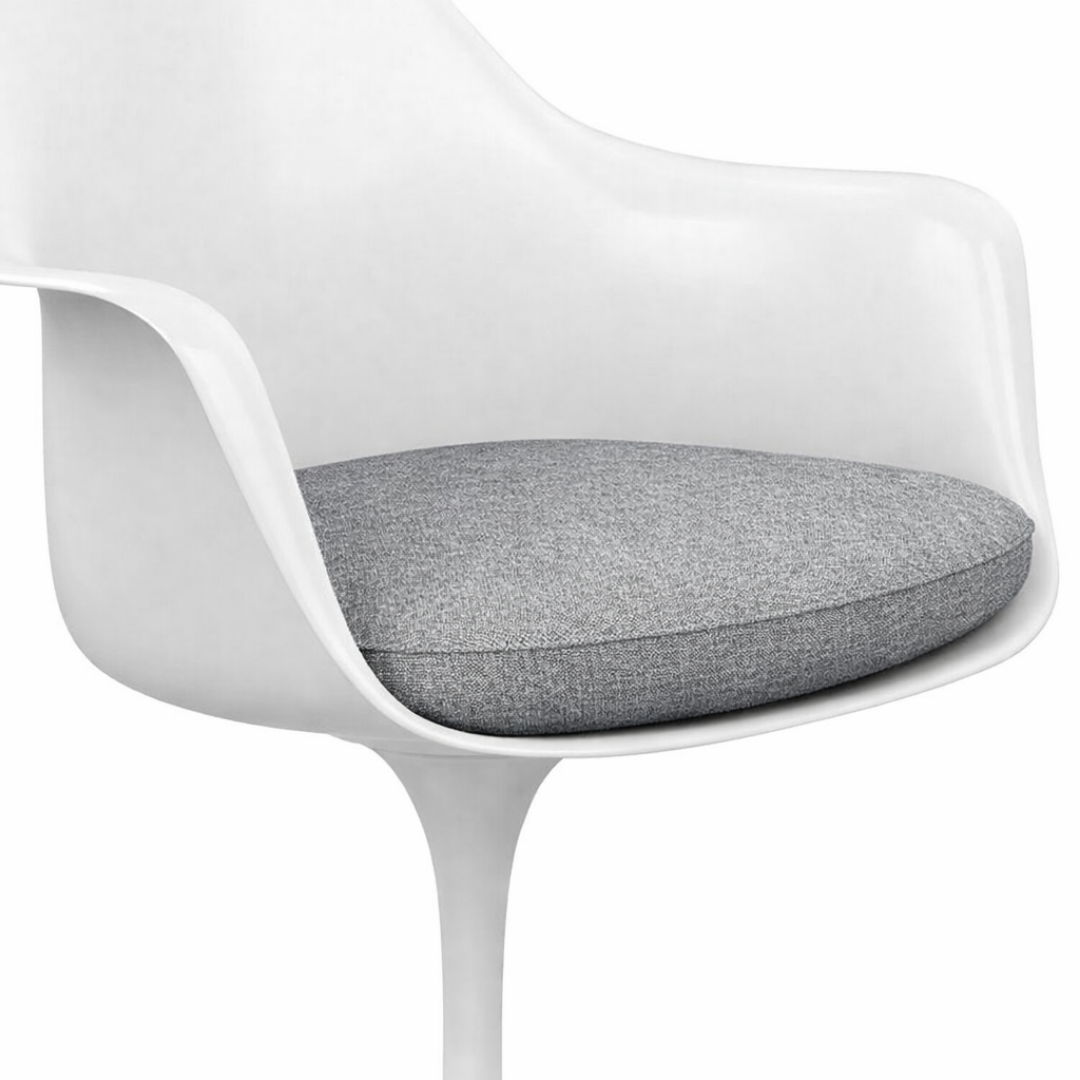 Coussin en tissu gris clair pour chaise Tulip