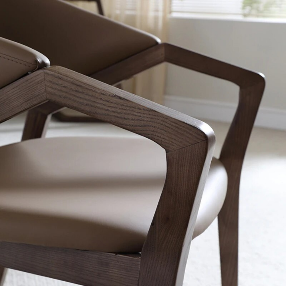 Leather and wood chair PRESIDIA