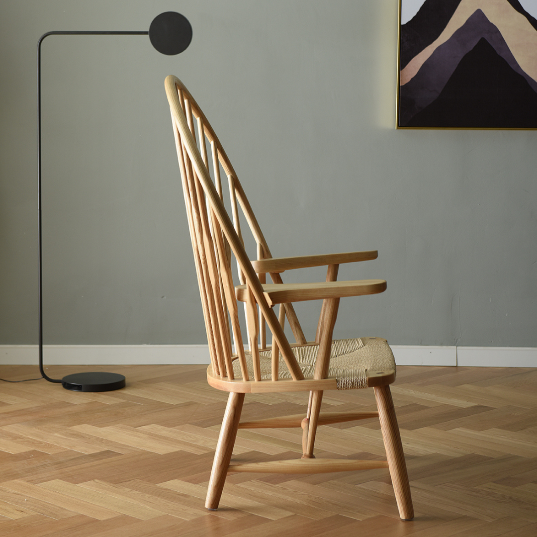 Peacock lounge chair