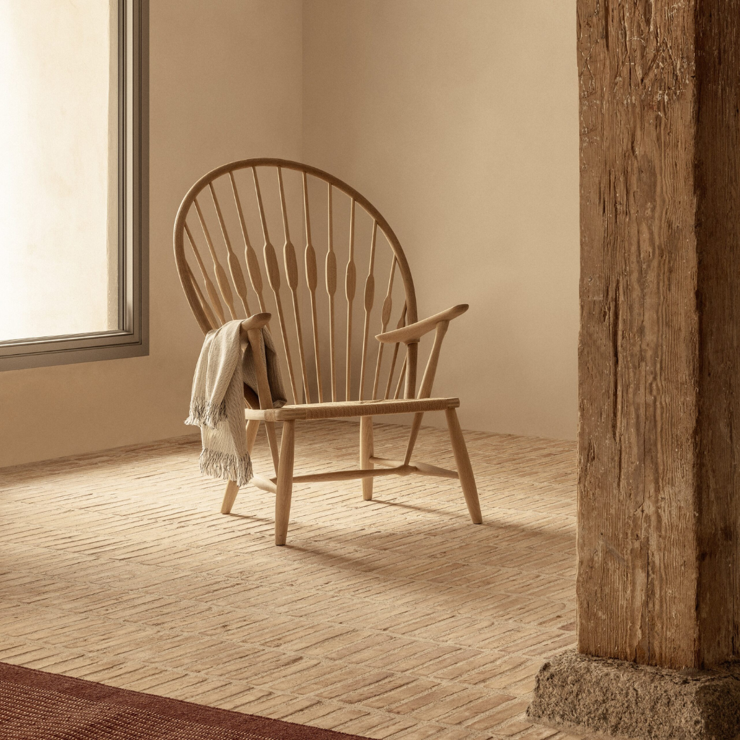 Peacock lounge chair