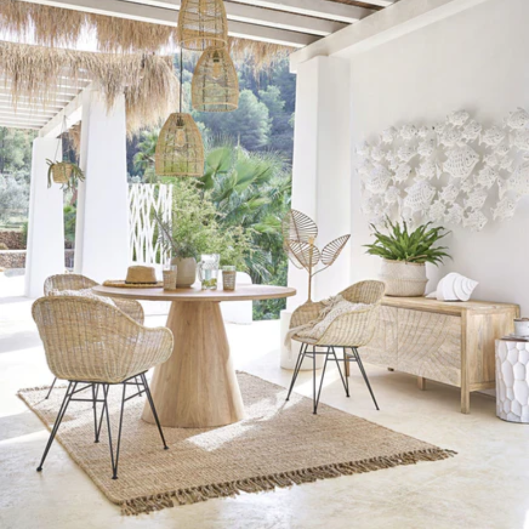 Round wooden table Massy