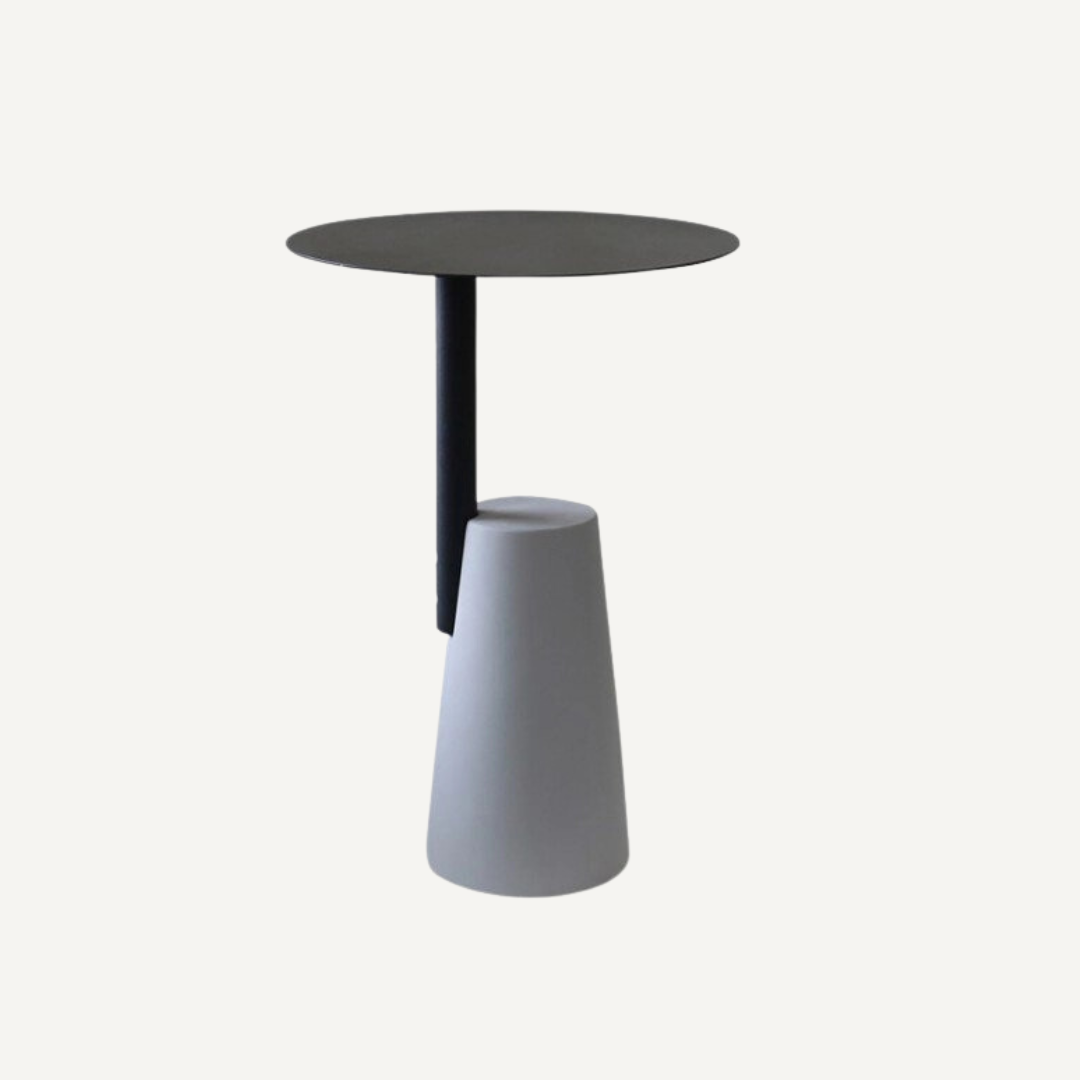 Terra concrete coffee table