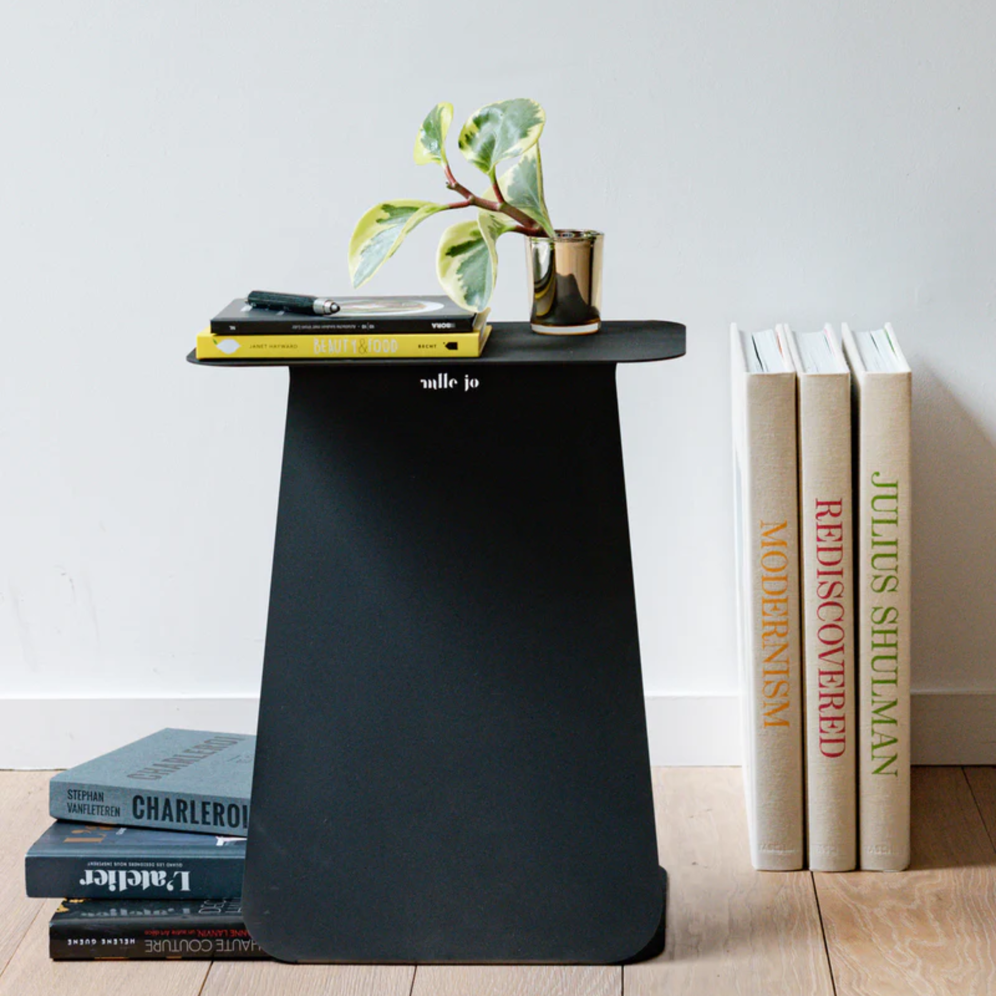 YOUMY steel side table - Mlle JO