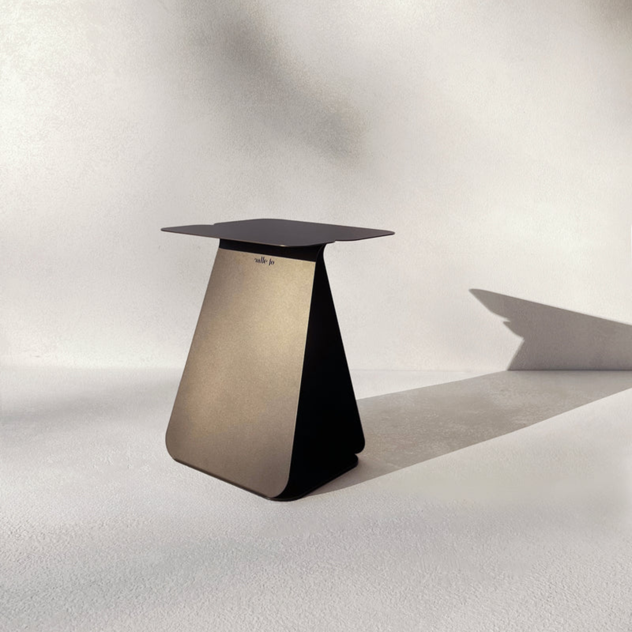 YOUMY steel side table - Mlle JO