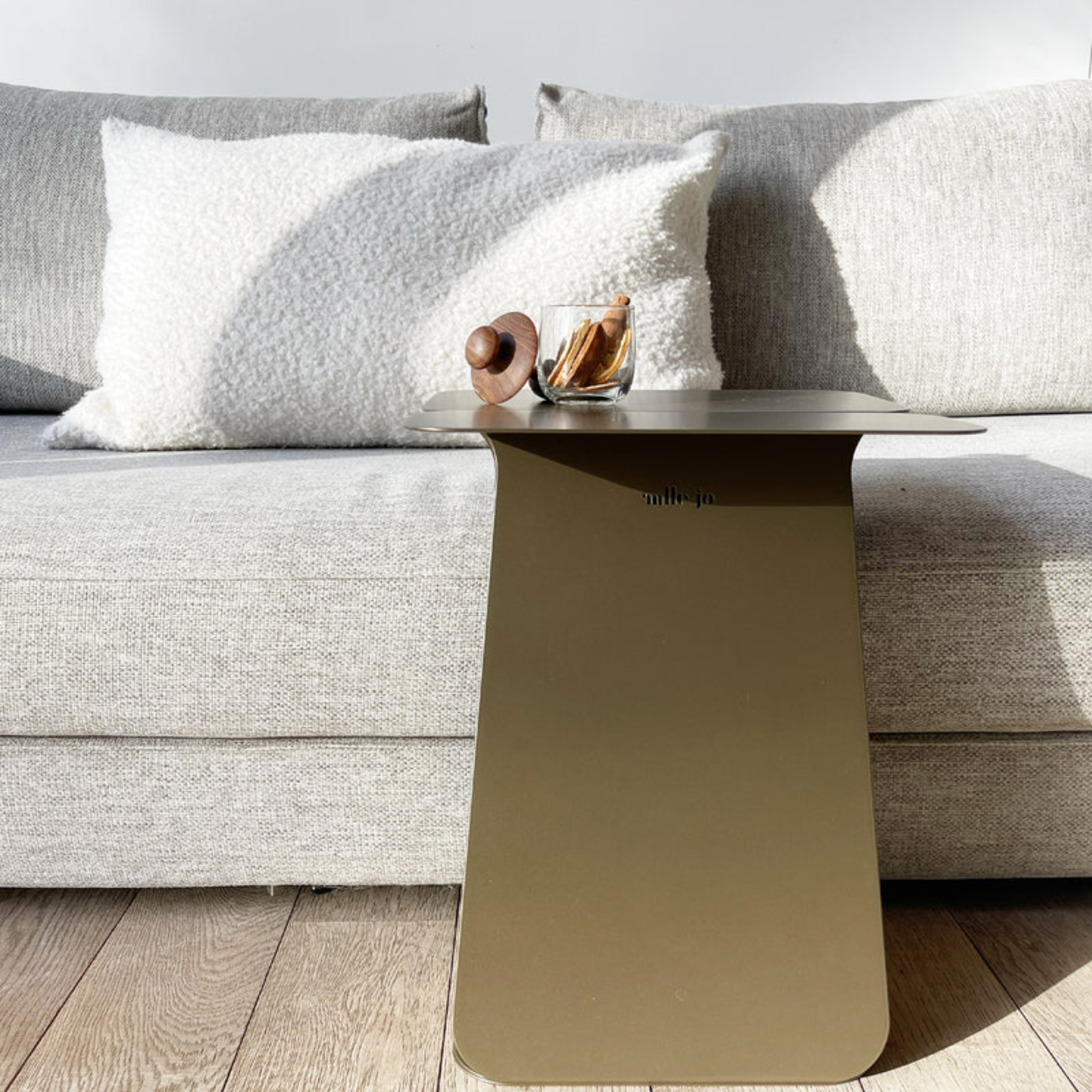 YOUMY steel side table - Mlle JO