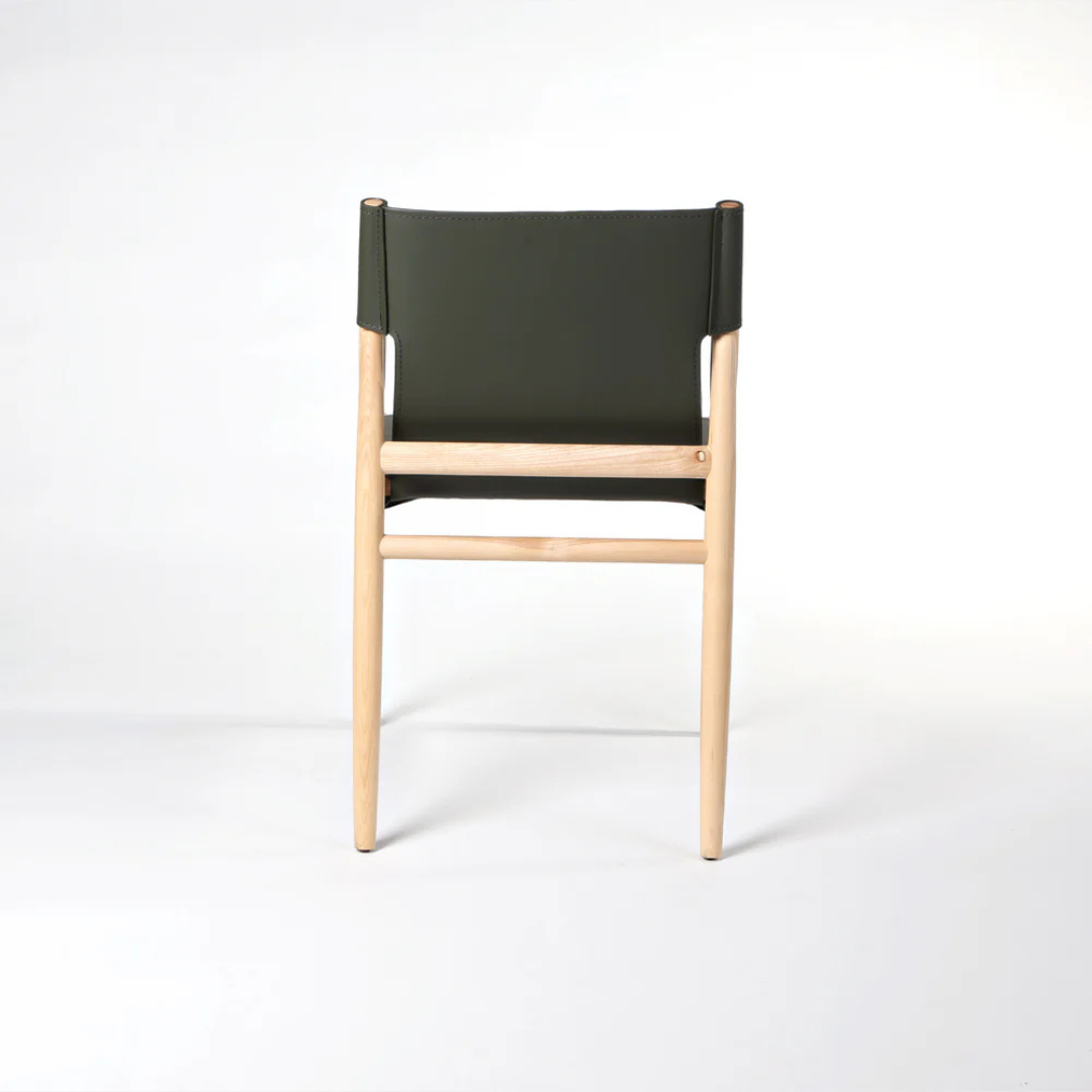 Harmonia wood and leather chair