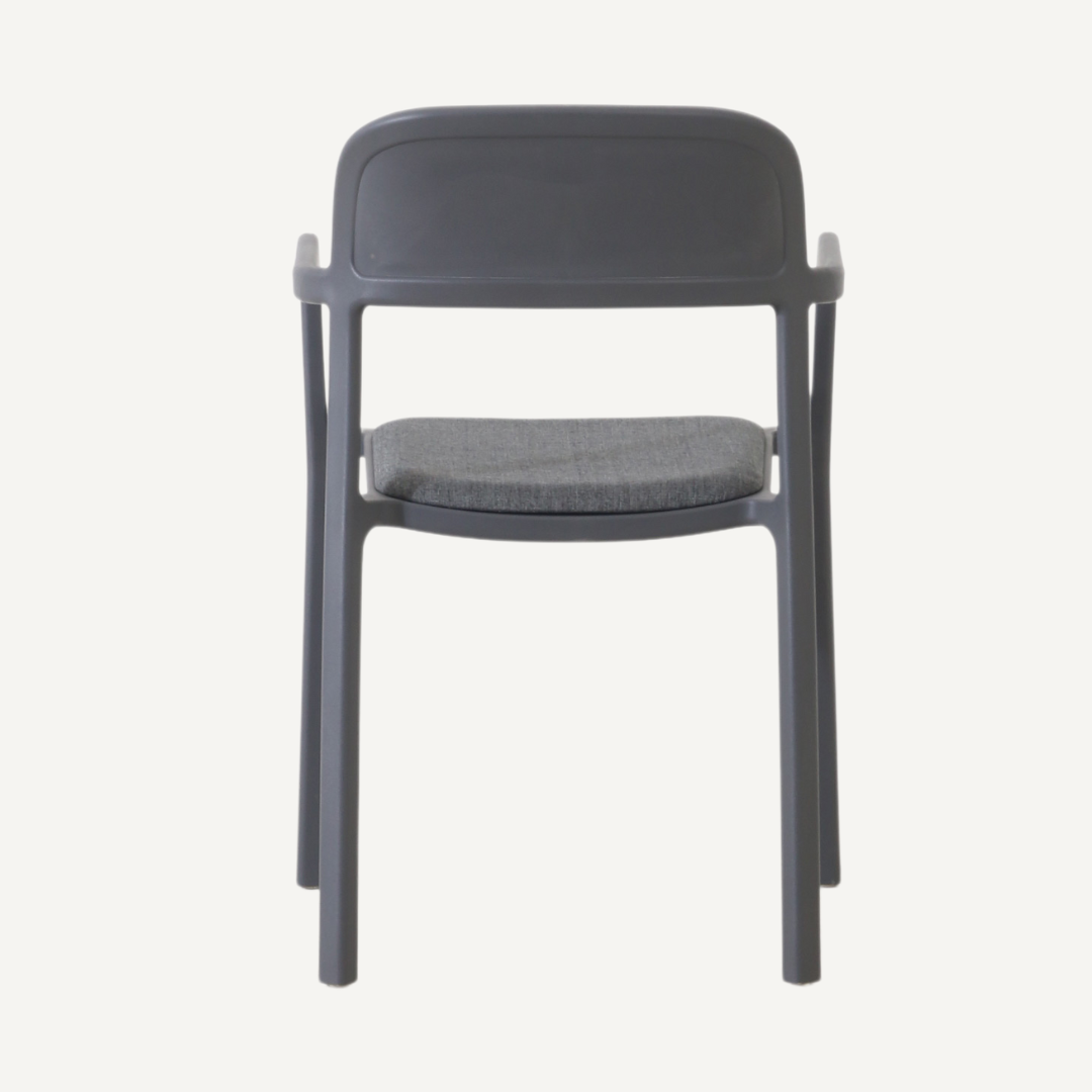 Artena chair