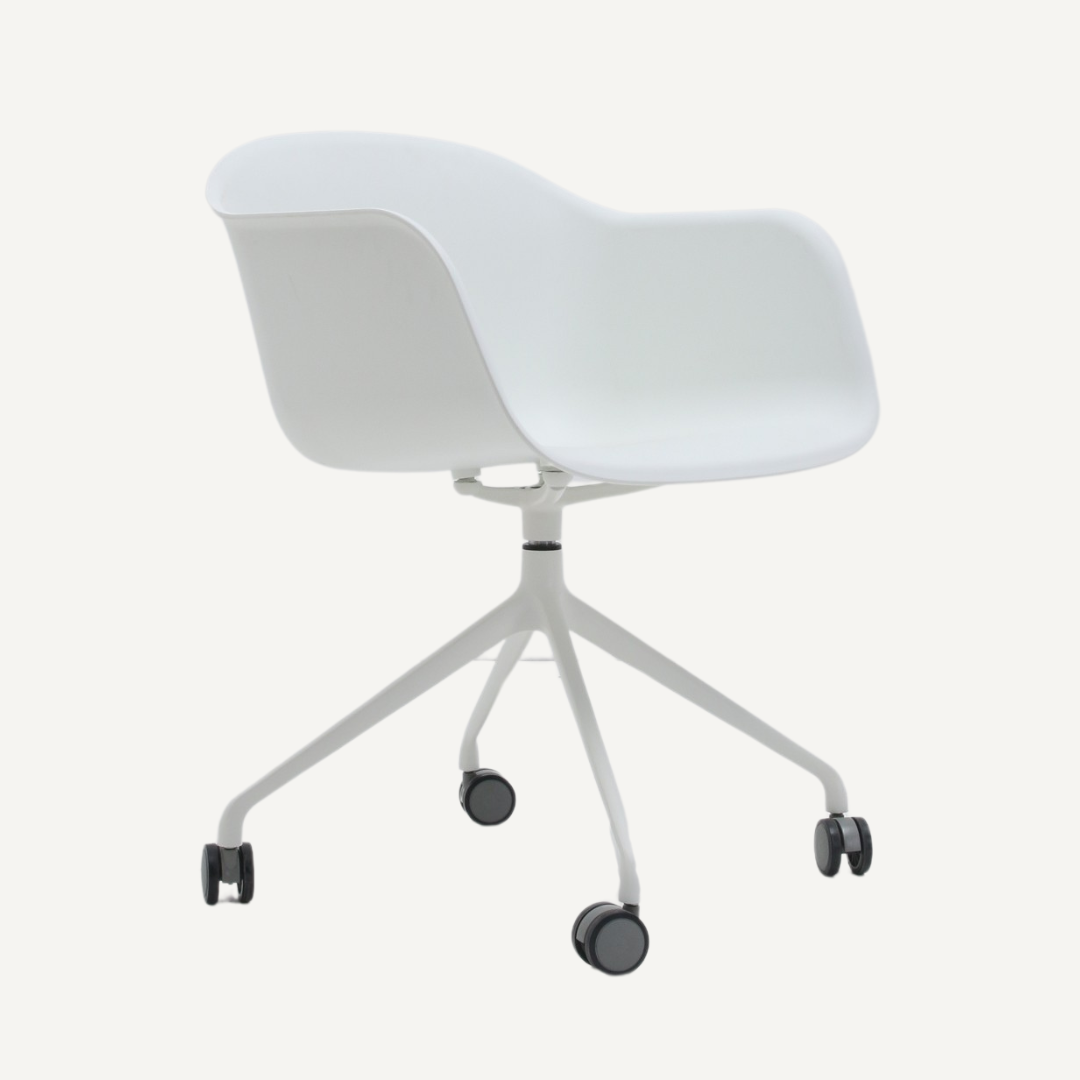 Glavo -  Armchair with wheels