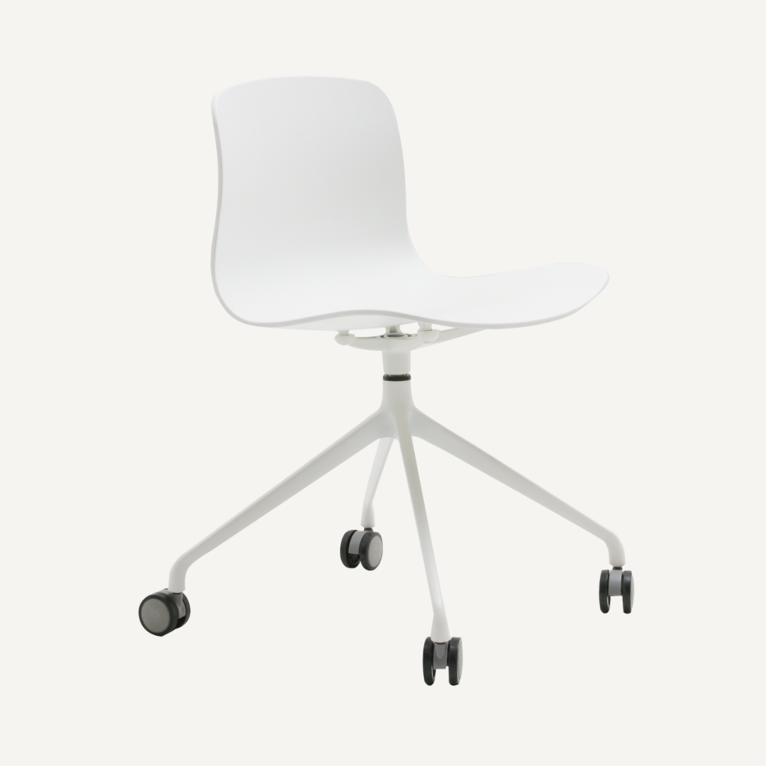 HYGE A4 office chair