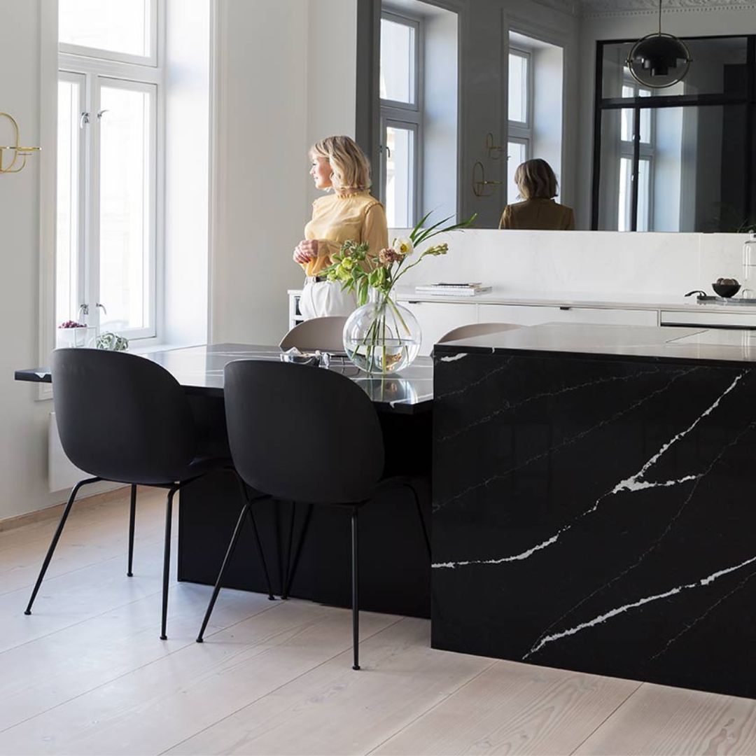 Bella Plastic Chair - Diiiz