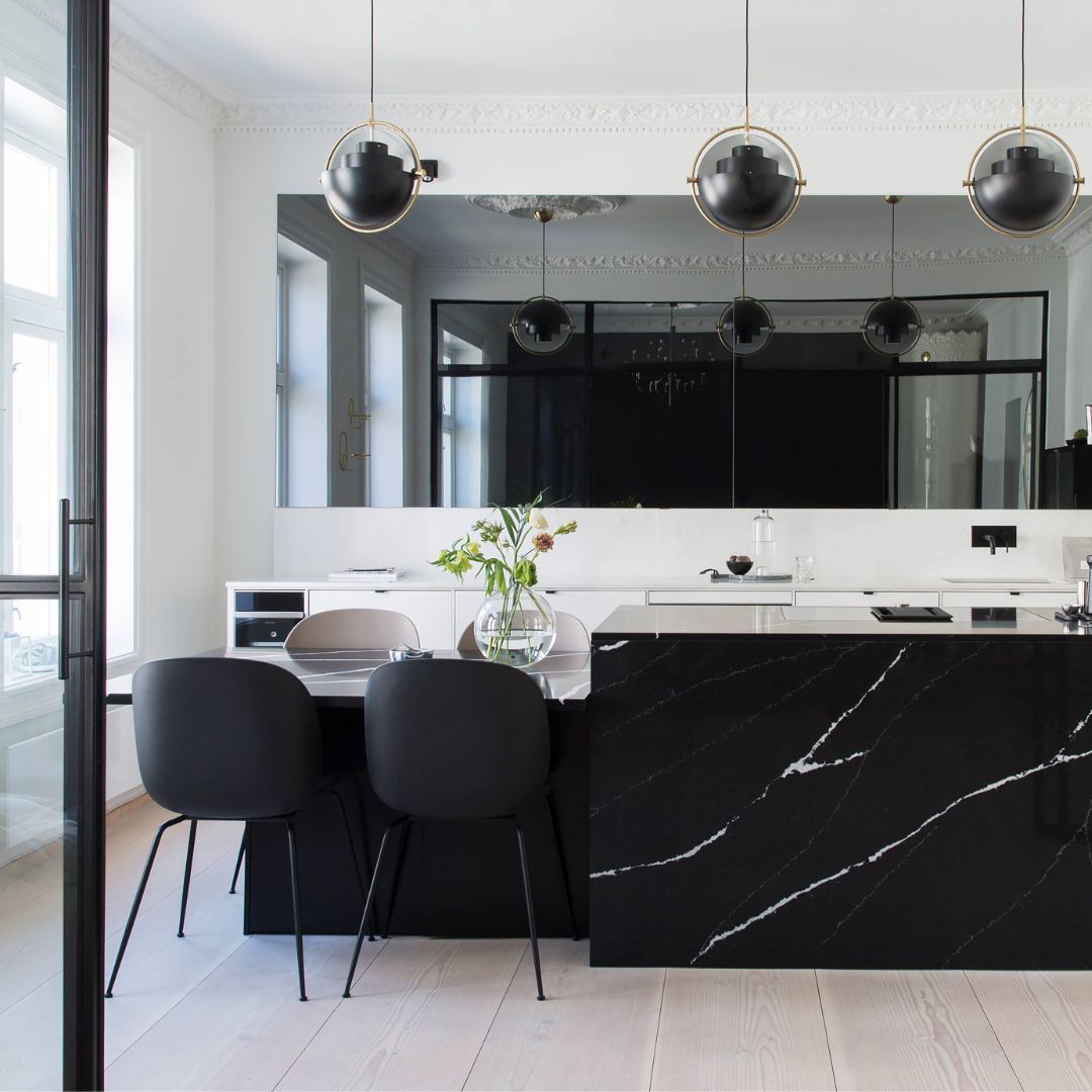 Bella Plastic Chair - Diiiz