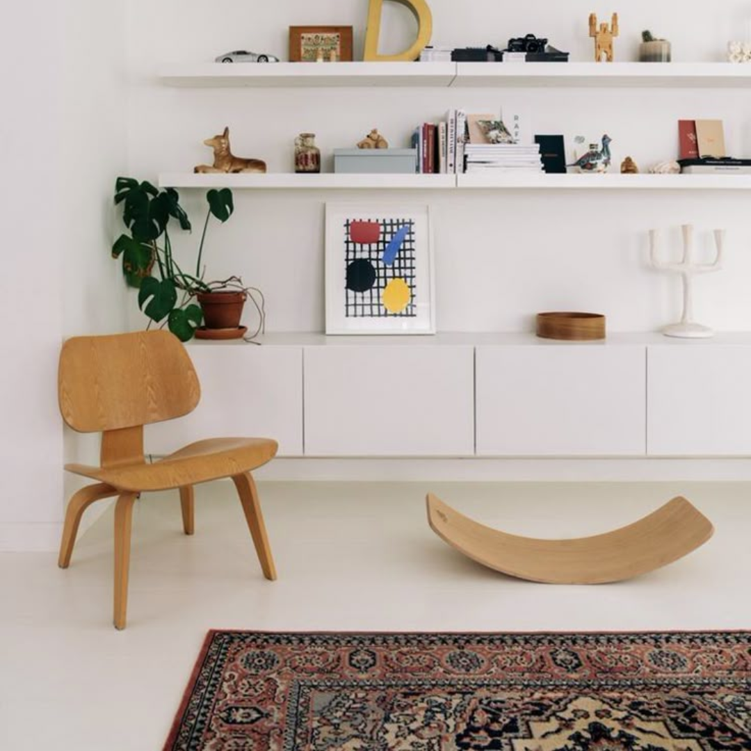 Wooden Lounge Chair Lowak