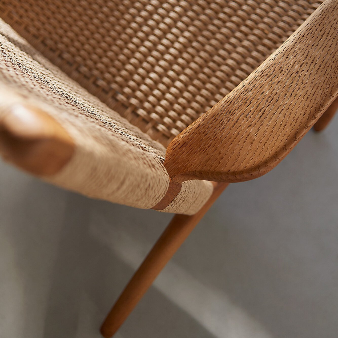 CH25 Wood Iconic lounge chair