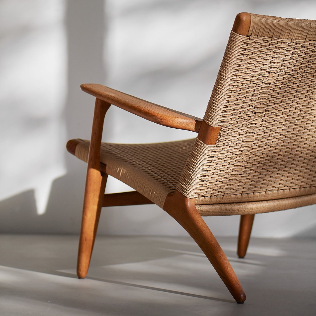 CH25 Wood Iconic lounge chair