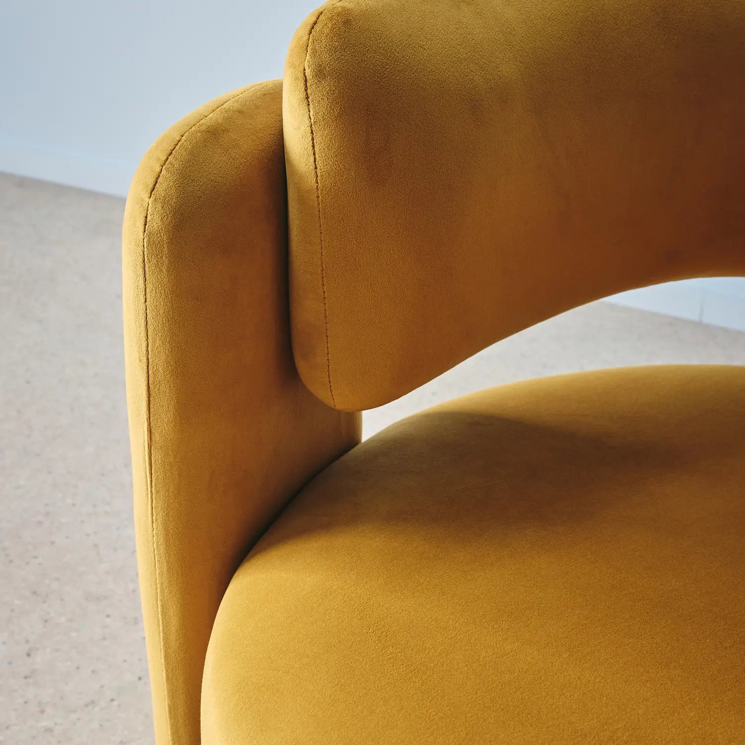 MARIPOSA lounge chair