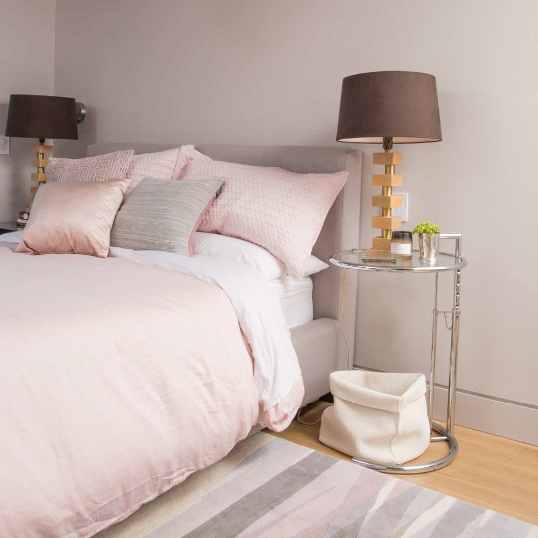 Metal and Glass Side Table Eilen