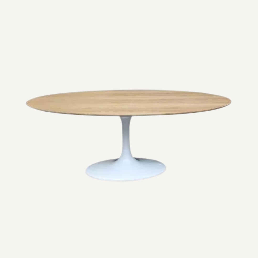 Oval wooden Tulip Table Saarinen