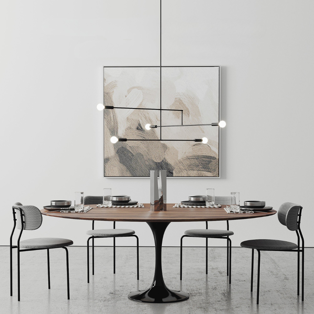 Oval wooden Tulip Table Saarinen