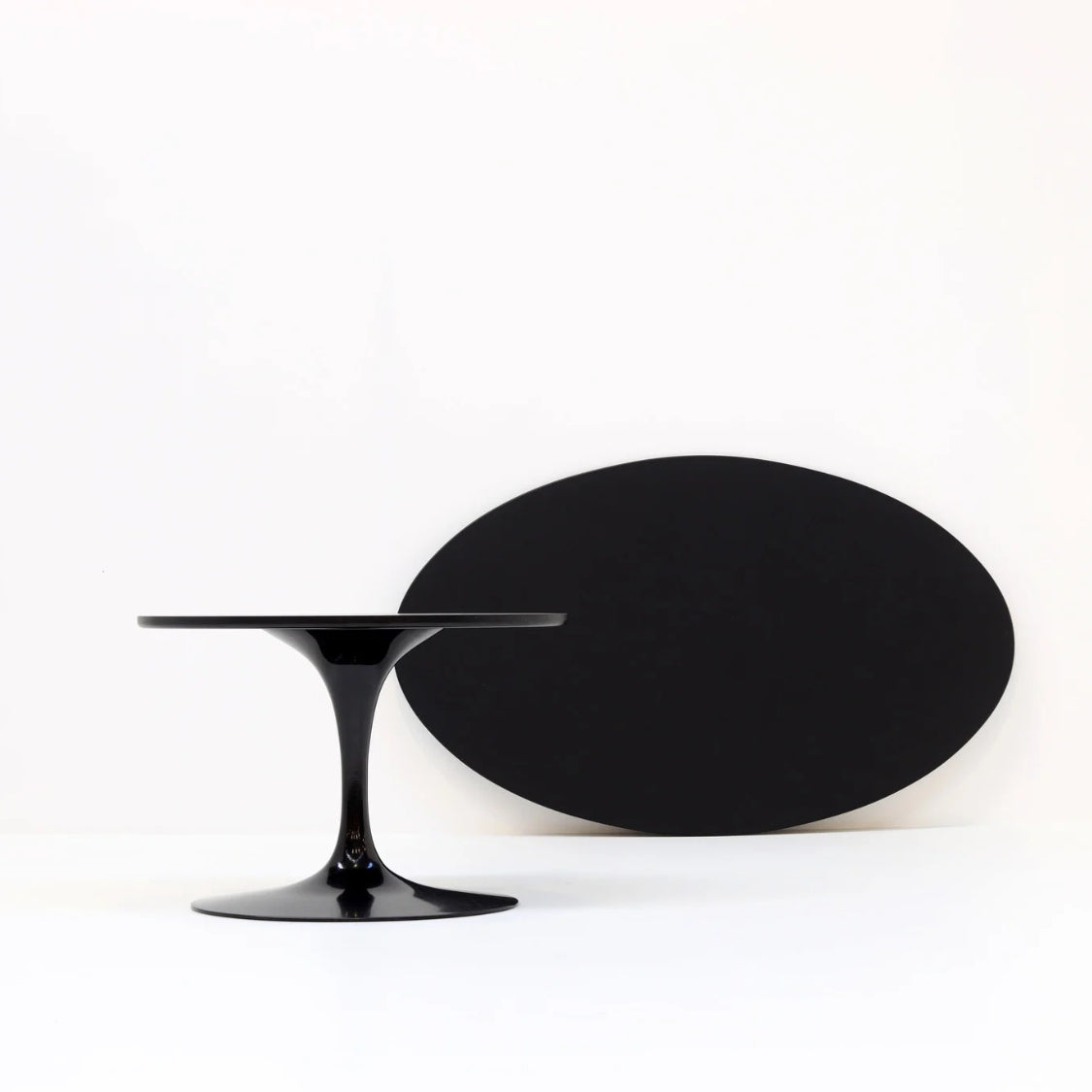 Oval Tulipe Table Leg