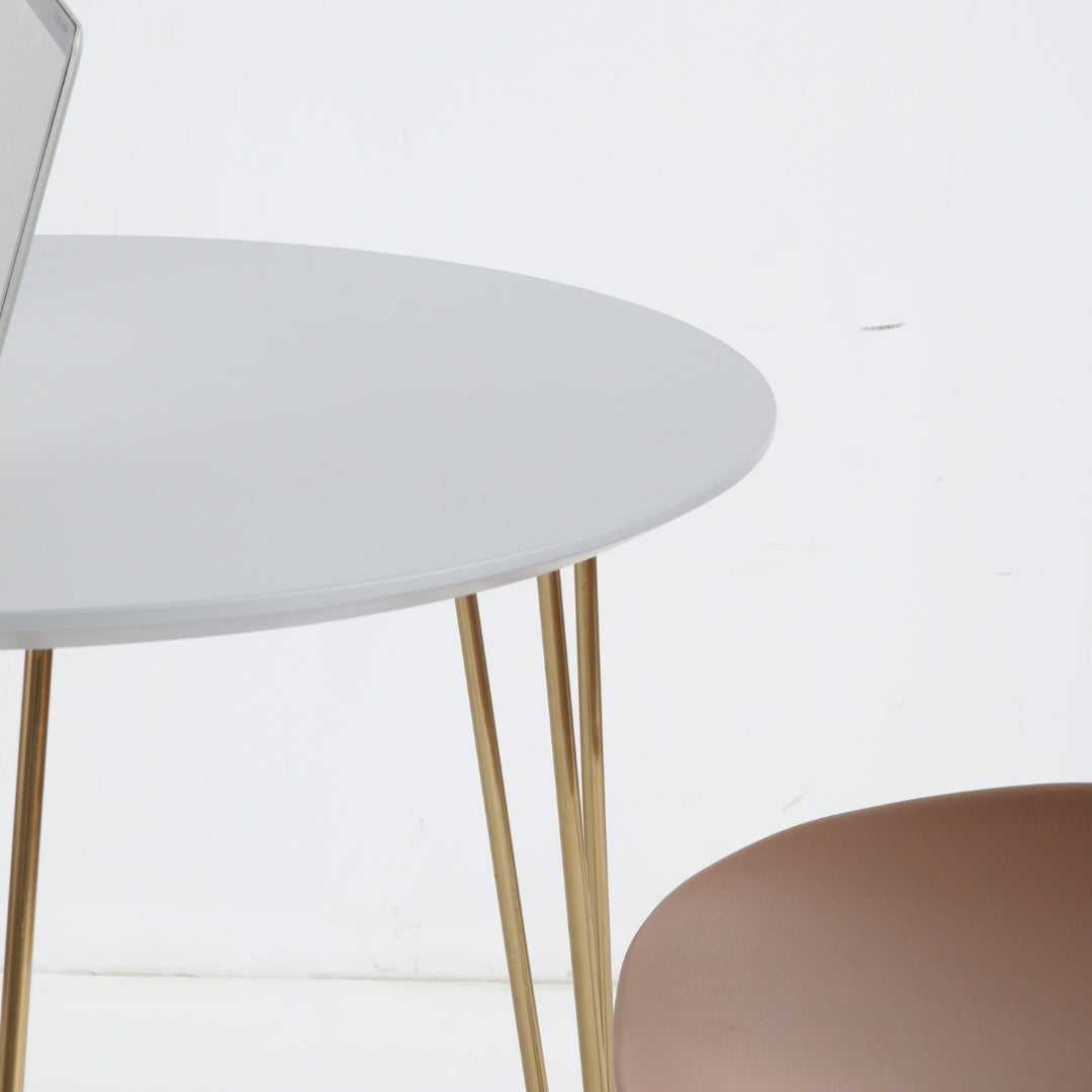 Queen Round Table 80 cm - White Top with Golden Legs - Outlet