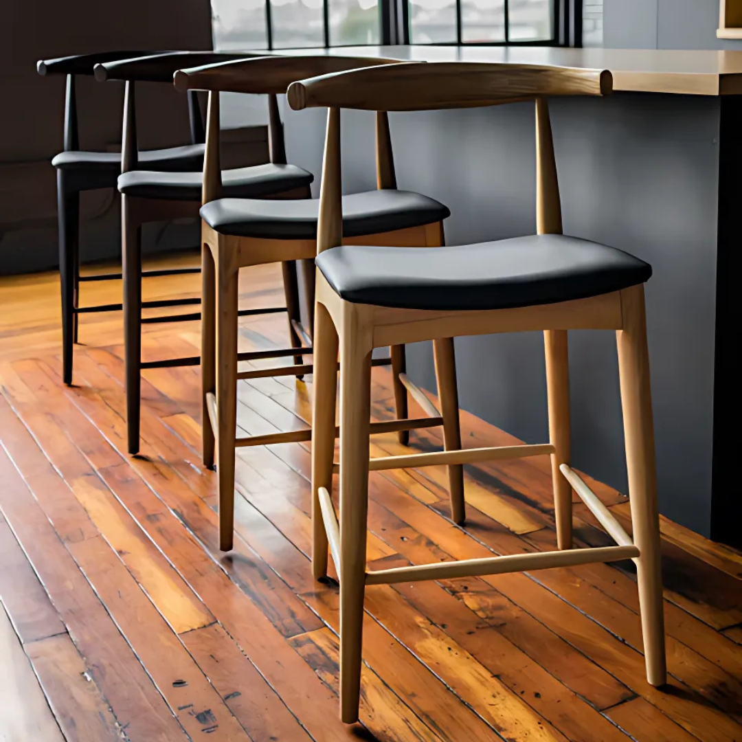Elbow wooden bar stool - 73 cm