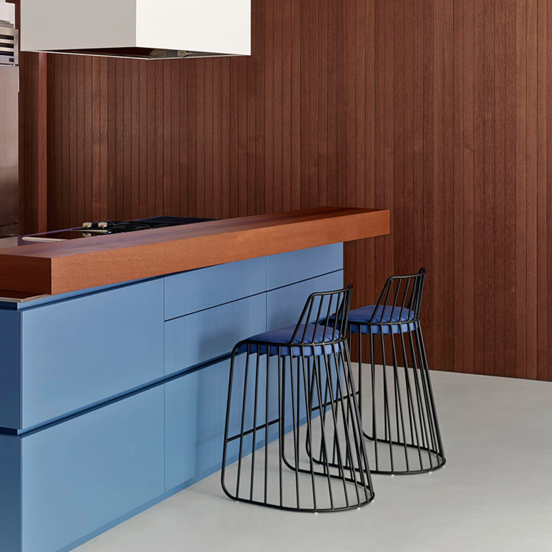 Veil Bar stool with backrest - 75 cm