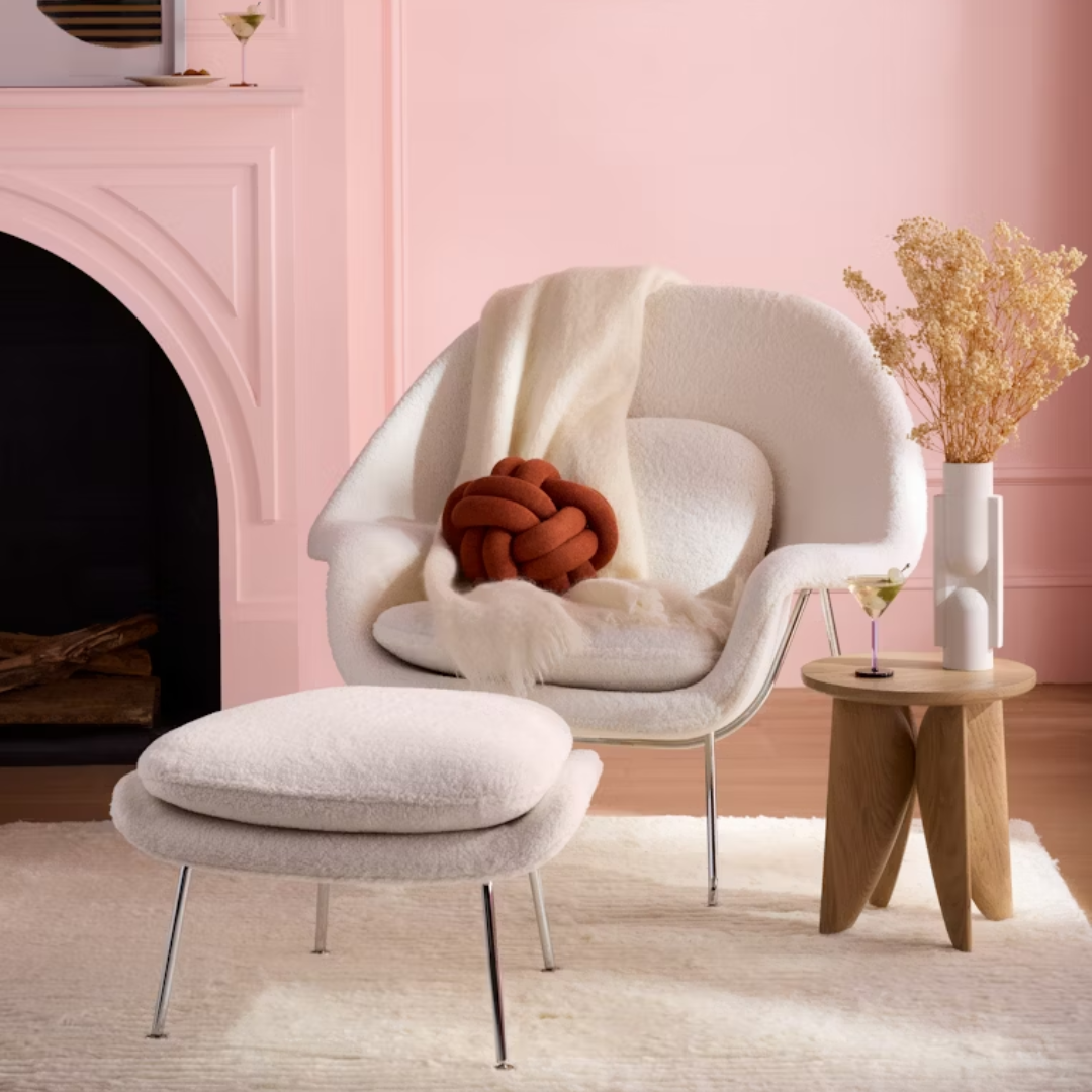 Womb armchair with Footrest